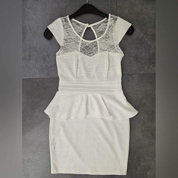 Dresses & Skirts - Women's White Sleeveless Mesh Mini Dress